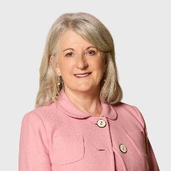 Ceinwen Kirk-Lennox