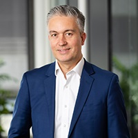 Adrian de Leiros